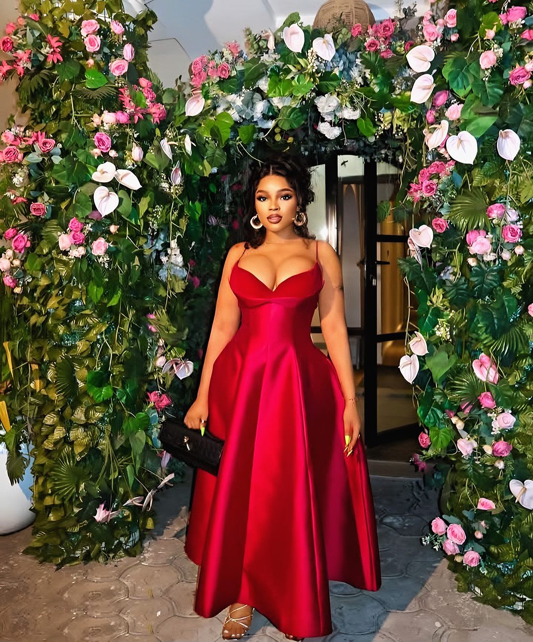 The Vivienne Satin Sweetheart Dress in Red